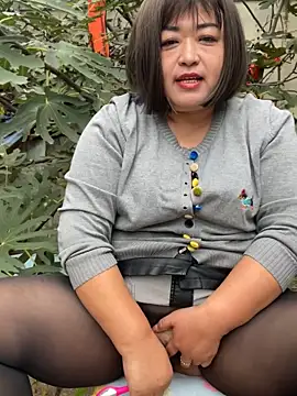 icewoman888 online show from 10-09-25, 01:25