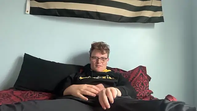 Snapshot of Andyripp chatting on 04-02-26, 09:12 Andyripp online show from 04-02-26, 09:12