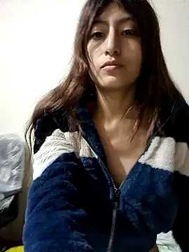 Clavelnegro online show from 11-18-25, 04:17