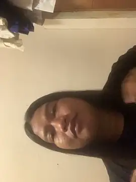 Snapshot of TS-YANNA chatting on 04-28-26, 05:29 TS-YANNA online show from 04-28-26, 05:29