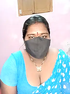 Snapshot of chubby_babitha-telugu chatting on 10-13-25, 04:18 chubby babitha-telugu online show from 10-13-25, 04:18