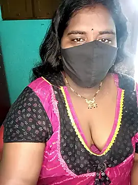 Snapshot of chubby_babitha-telugu chatting on 10-20-25, 01:39 chubby babitha-telugu online show from 10-20-25, 01:39