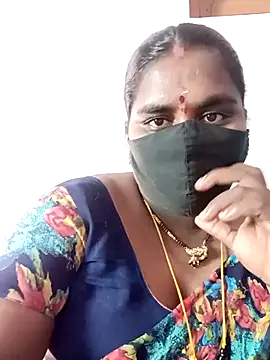 Snapshot of chubby_babitha-telugu chatting on 10-30-25, 08:27 chubby babitha-telugu online show from 10-30-25, 08:27