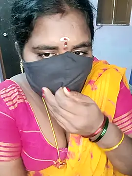 Snapshot of chubby_babitha-telugu chatting on 11-12-25, 04:46 chubby babitha-telugu online show from 11-12-25, 04:46