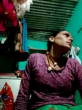 Snapshot of H_seema chatting on 02-17-26, 01:51 H seema online show from 02-17-26, 01:51