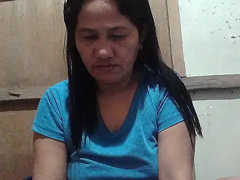 Snapshot of hotmama_063 chatting on 03-07-26, 09:39 hotmama 063 online show from 03-07-26, 09:39