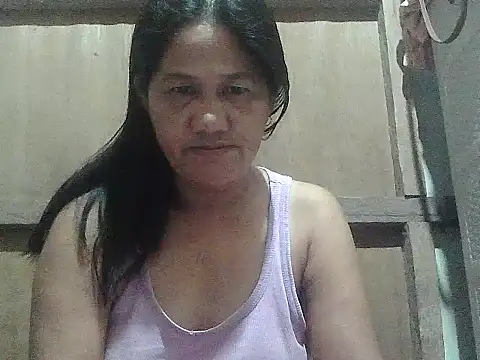 Snapshot of hotmama_063 chatting on 06-13-26, 08:51 hotmama 063 online show from 06-13-26, 08:51