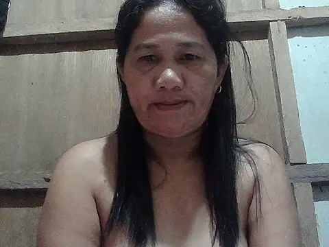 Snapshot of hotmama_063 chatting on 07-07-26, 09:52 hotmama 063 online show from 07-07-26, 09:52