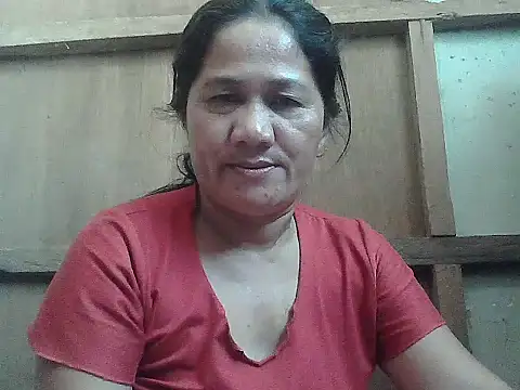 Snapshot of hotmama_063 chatting on 07-29-26, 03:15 hotmama 063 online show from 07-29-26, 03:15