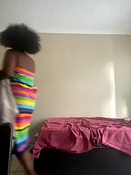 Moonzy77 online show from 09-19-25, 07:43