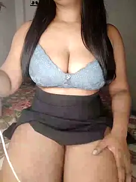 Snapshot of Riya_Malik chatting on 11-22-25, 12:31 Riya Malik online show from 11-22-25, 12:31