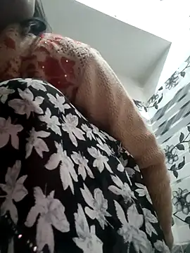 LUCKY cut online show from 02-08-26, 03:54