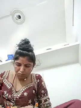 LUCKY cut online show from 05-30-26, 01:03