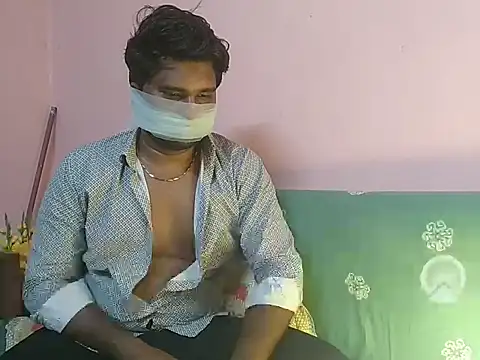 Snapshot of milkyseduce chatting on 09-17-25, 12:29 milkyseduce online show from 09-17-25, 12:29