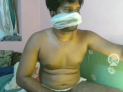 Snapshot of milkyseduce chatting on 09-18-25, 12:34 milkyseduce online show from 09-18-25, 12:34