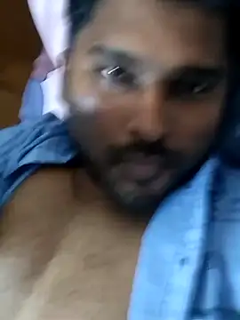 Snapshot of milkyseduce chatting on 10-01-25, 05:35 milkyseduce online show from 10-01-25, 05:35