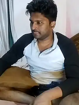 Snapshot of milkyseduce chatting on 10-08-25, 12:47 milkyseduce online show from 10-08-25, 12:47