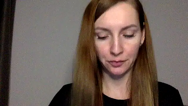 Varnyx online show from 11-18-25, 04:33