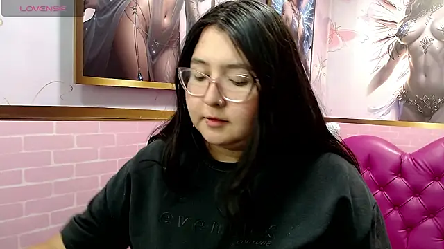 Dulce meow online show from 03-15-26, 03:56