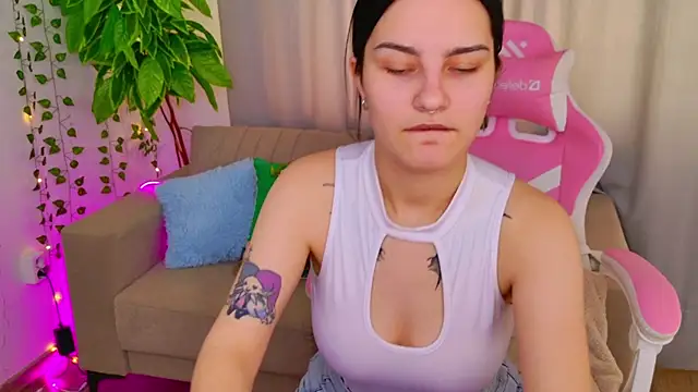 Angel Braun online show from 10-17-25, 11:24