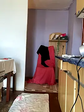 Snapshot of vikinylon chatting on 09-26-25, 10:41 vikinylon online show from 09-26-25, 10:41