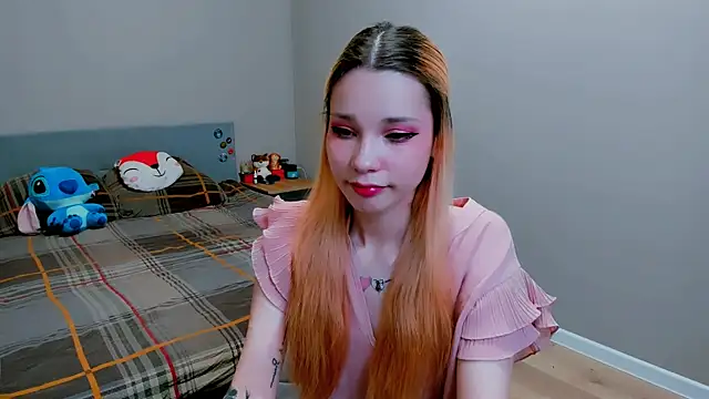 Kitten Alissa online show from 10-07-25, 06:38