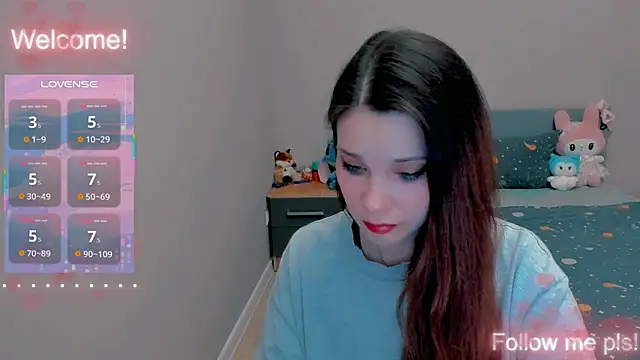 Snapshot of Kitten_Alissa chatting on 04-25-26, 05:43 Kitten Alissa online show from 04-25-26, 05:43