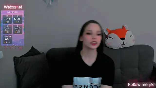 Snapshot of Kitten_Alissa chatting on 05-15-26, 08:38 Kitten Alissa online show from 05-15-26, 08:38