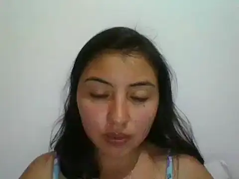 Snapshot of _Romilly_ chatting on 09-27-25, 03:33  Romilly  online show from 09-27-25, 03:33