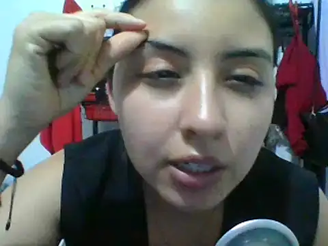 Snapshot of _Romilly_ chatting on 05-08-26, 02:50 Romilly online show from 05-08-26, 02:50