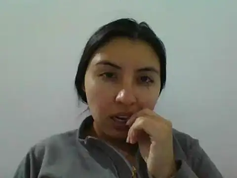 Snapshot of _Romilly_ chatting on 05-17-26, 02:20 Romilly online show from 05-17-26, 02:20