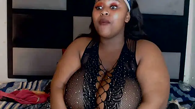 Freaky-boobs online show from 12-19-25, 10:44