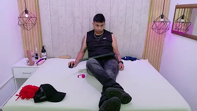 Kity spiderr online show from 11-08-25, 12:27