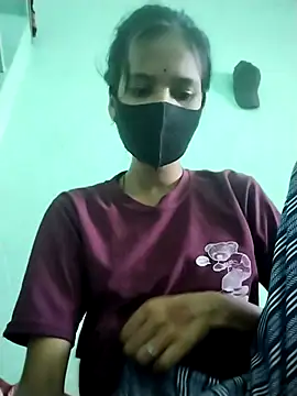 Snapshot of Pooja_cute chatting on 09-23-25, 09:12 Pooja cute online show from 09-23-25, 09:12