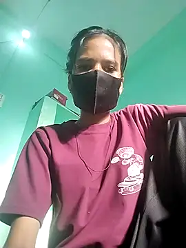 Snapshot of Pooja_cute chatting on 09-24-25, 01:53 Pooja cute online show from 09-24-25, 01:53