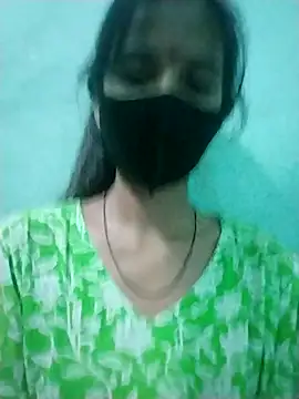 Snapshot of Pooja_cute chatting on 09-25-25, 05:49 Pooja cute online show from 09-25-25, 05:49