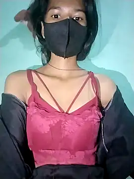 Snapshot of Pooja_cute chatting on 10-14-25, 12:00 Pooja cute online show from 10-14-25, 12:00