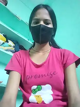 Snapshot of Pooja_cute chatting on 10-15-25, 09:42 Pooja cute online show from 10-15-25, 09:42