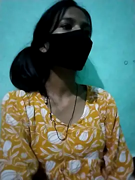 Snapshot of Pooja_cute chatting on 10-17-25, 07:05 Pooja cute online show from 10-17-25, 07:05