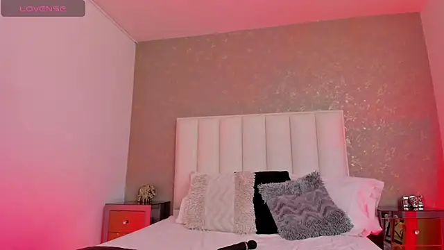 KaylieBrooks online show from 12-19-25, 04:14