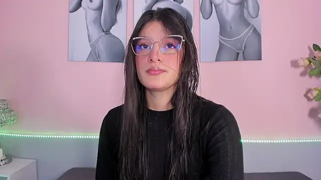 Stefany gonzales  online show from 05-12-26, 12:24
