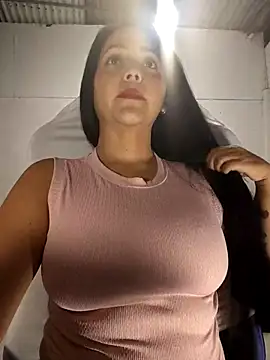 karly hot  online show from 04-16-26, 11:07