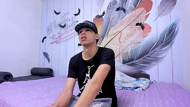 Mycandyfor You online show from 11-16-25, 07:19