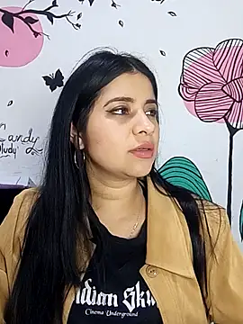 ValerieLove  online show from 10-06-25, 07:22