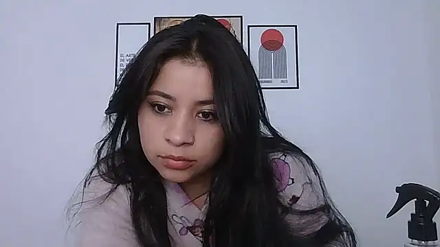 Snapshot of ValerieLove_ chatting on 03-14-26, 12:21 ValerieLove online show from 03-14-26, 12:21