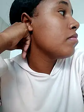 Snapshot of MoniqueMulberry chatting on 11-05-25, 07:25 MoniqueMulberry online show from 11-05-25, 07:25