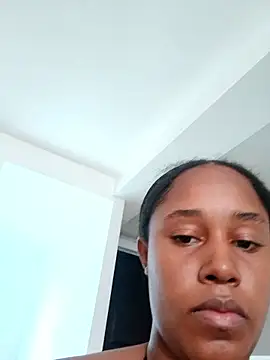 Snapshot of MoniqueMulberry chatting on 11-14-25, 07:45 MoniqueMulberry online show from 11-14-25, 07:45