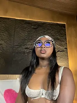 Snapshot of Kishalove_ chatting on 06-20-26, 11:07 Kishalove online show from 06-20-26, 11:07
