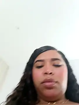 Snapshot of MadissonRizz chatting on 10-06-25, 08:39 MadissonRizz online show from 10-06-25, 08:39