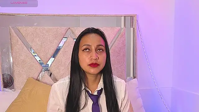 Anthonellacandy online show from 10-30-25, 08:42